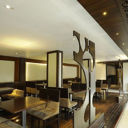 Collection O Satyan Inn Shirdi Exterior foto