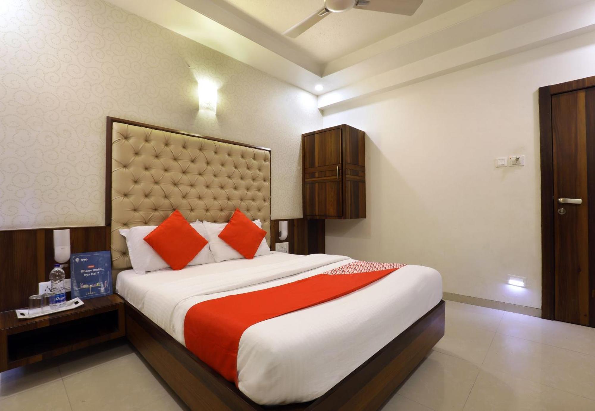 Collection O Satyan Inn Shirdi Exterior foto