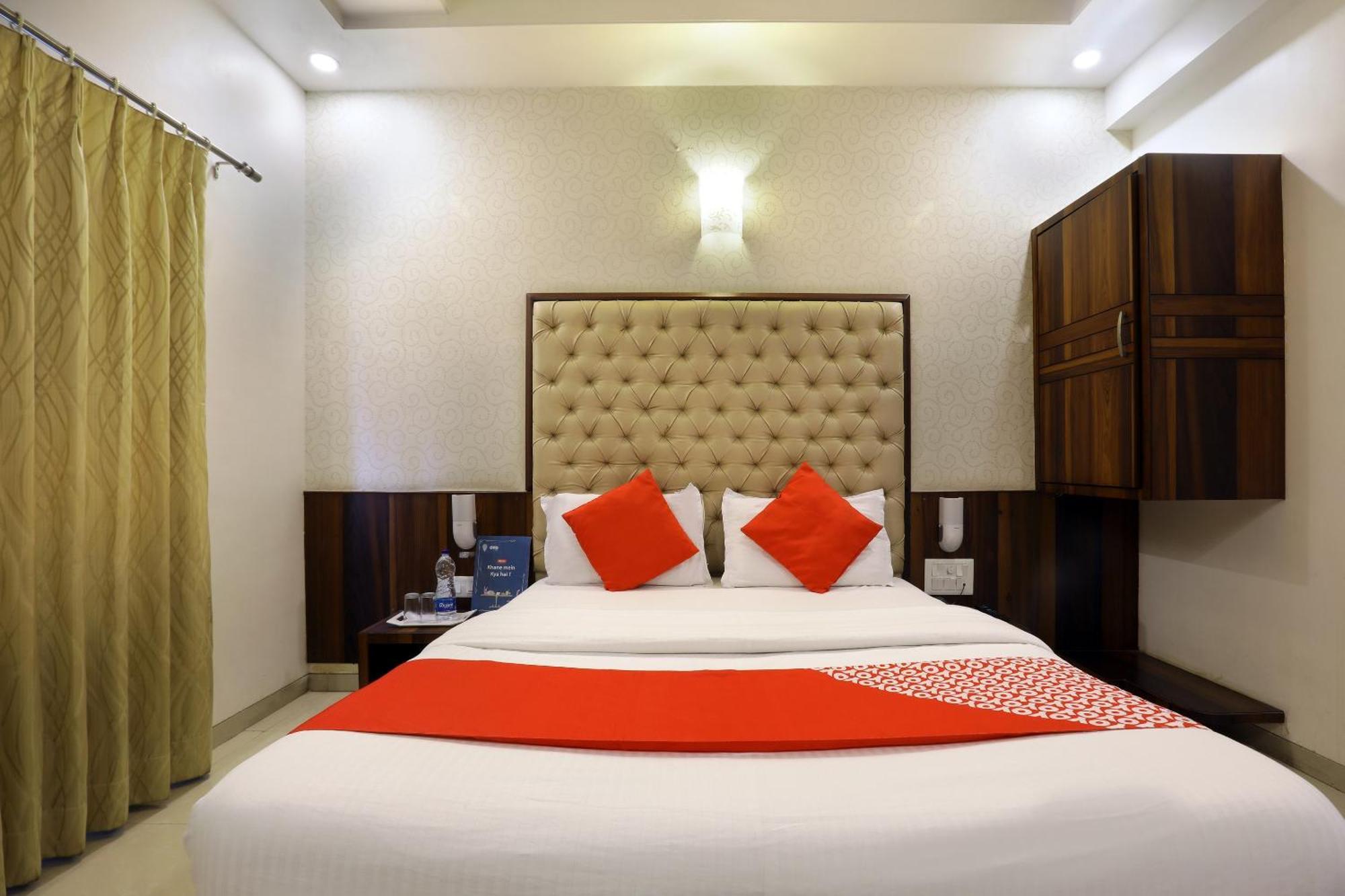 Collection O Satyan Inn Shirdi Exterior foto
