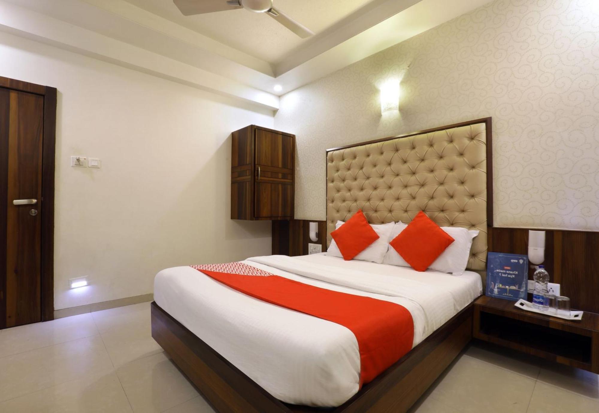 Collection O Satyan Inn Shirdi Exterior foto