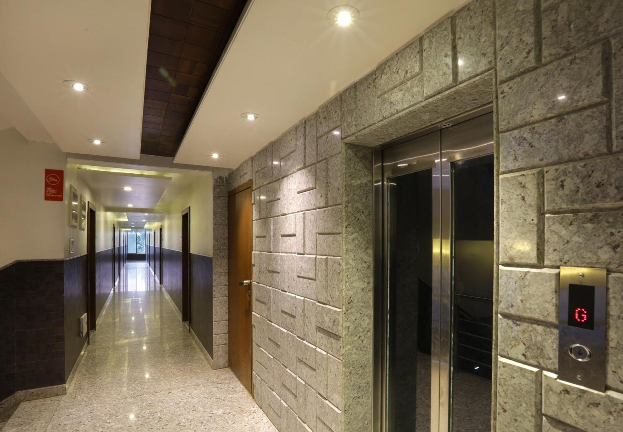 Collection O Satyan Inn Shirdi Exterior foto