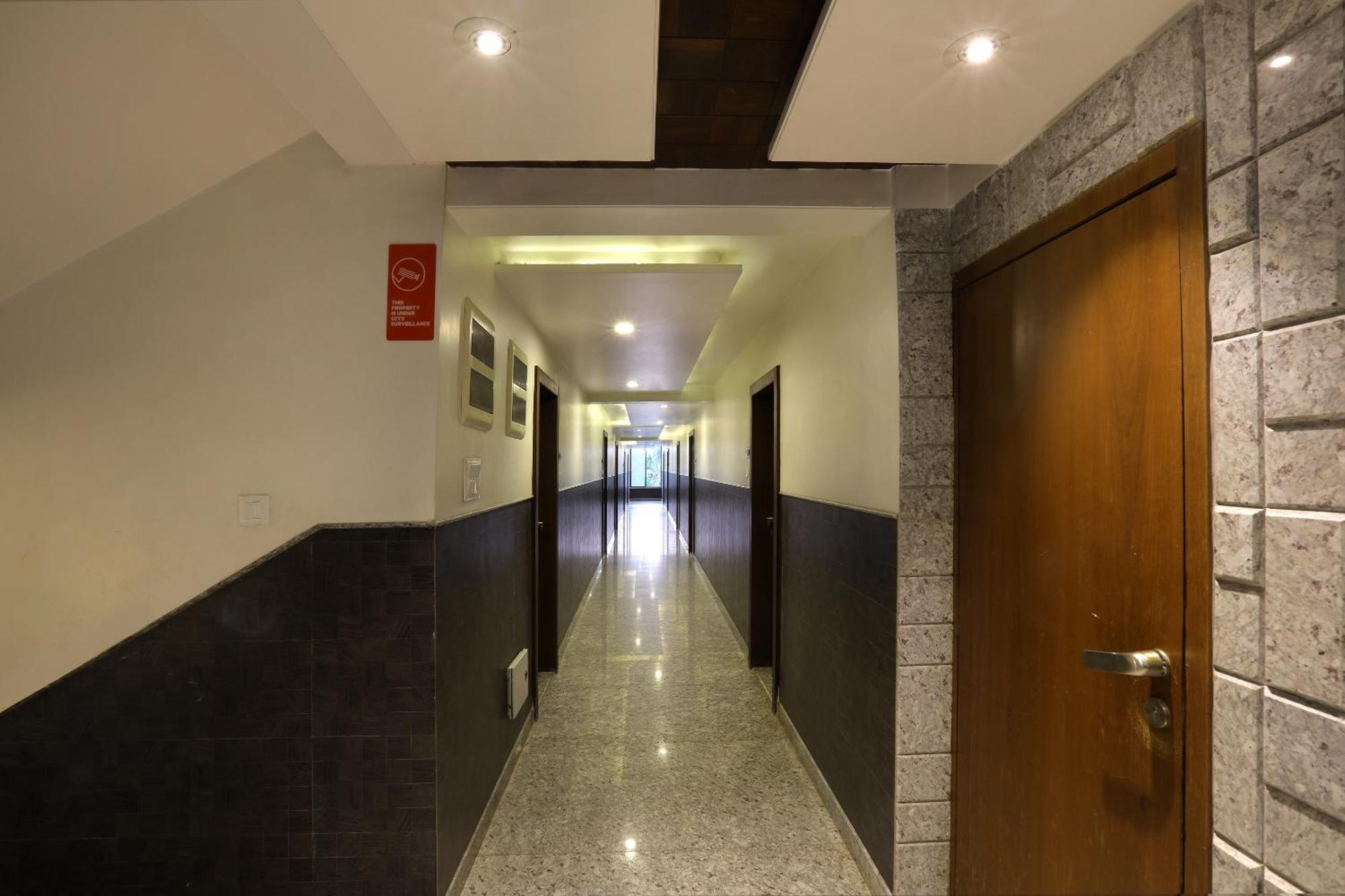 Collection O Satyan Inn Shirdi Exterior foto