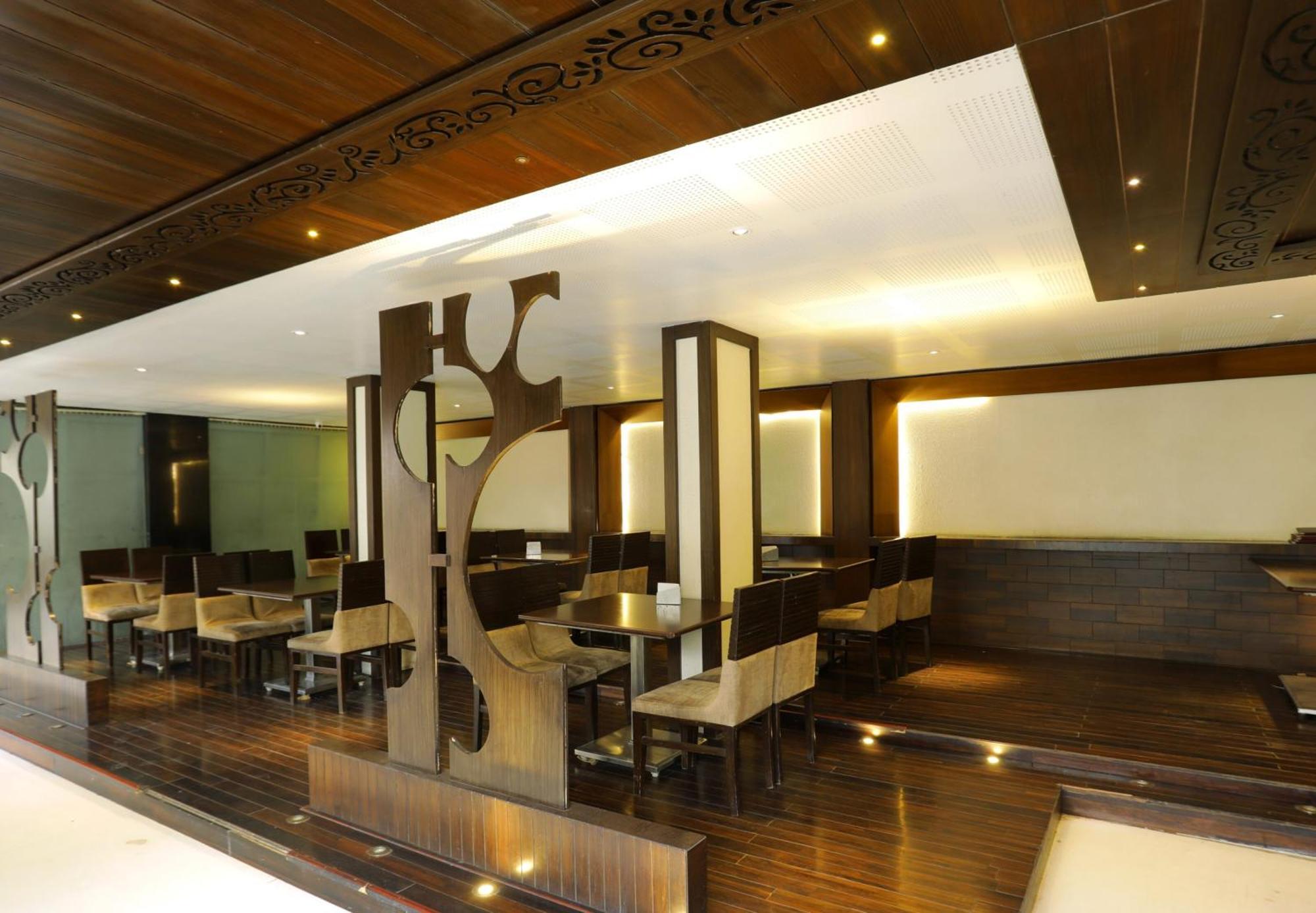 Collection O Satyan Inn Shirdi Exterior foto