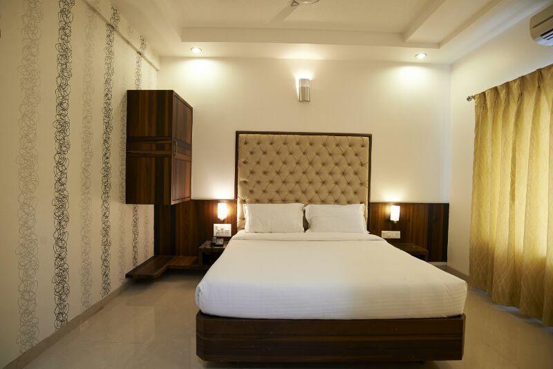 Collection O Satyan Inn Shirdi Quarto foto