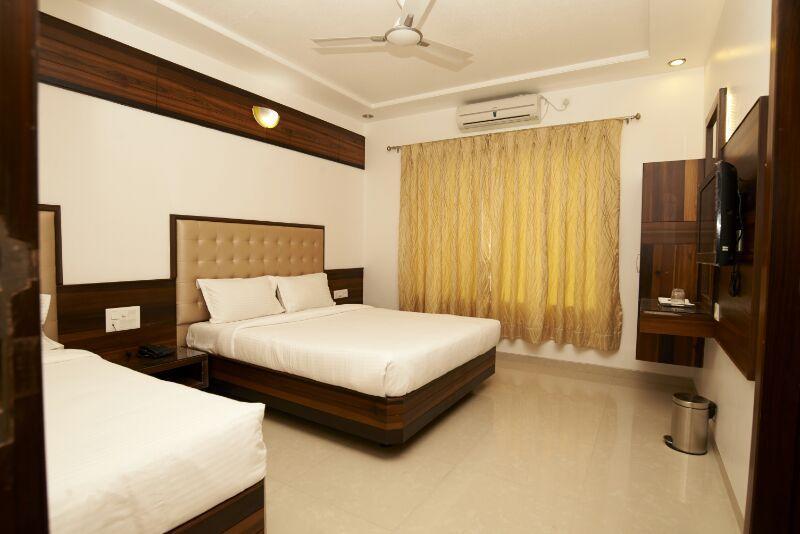 Collection O Satyan Inn Shirdi Exterior foto